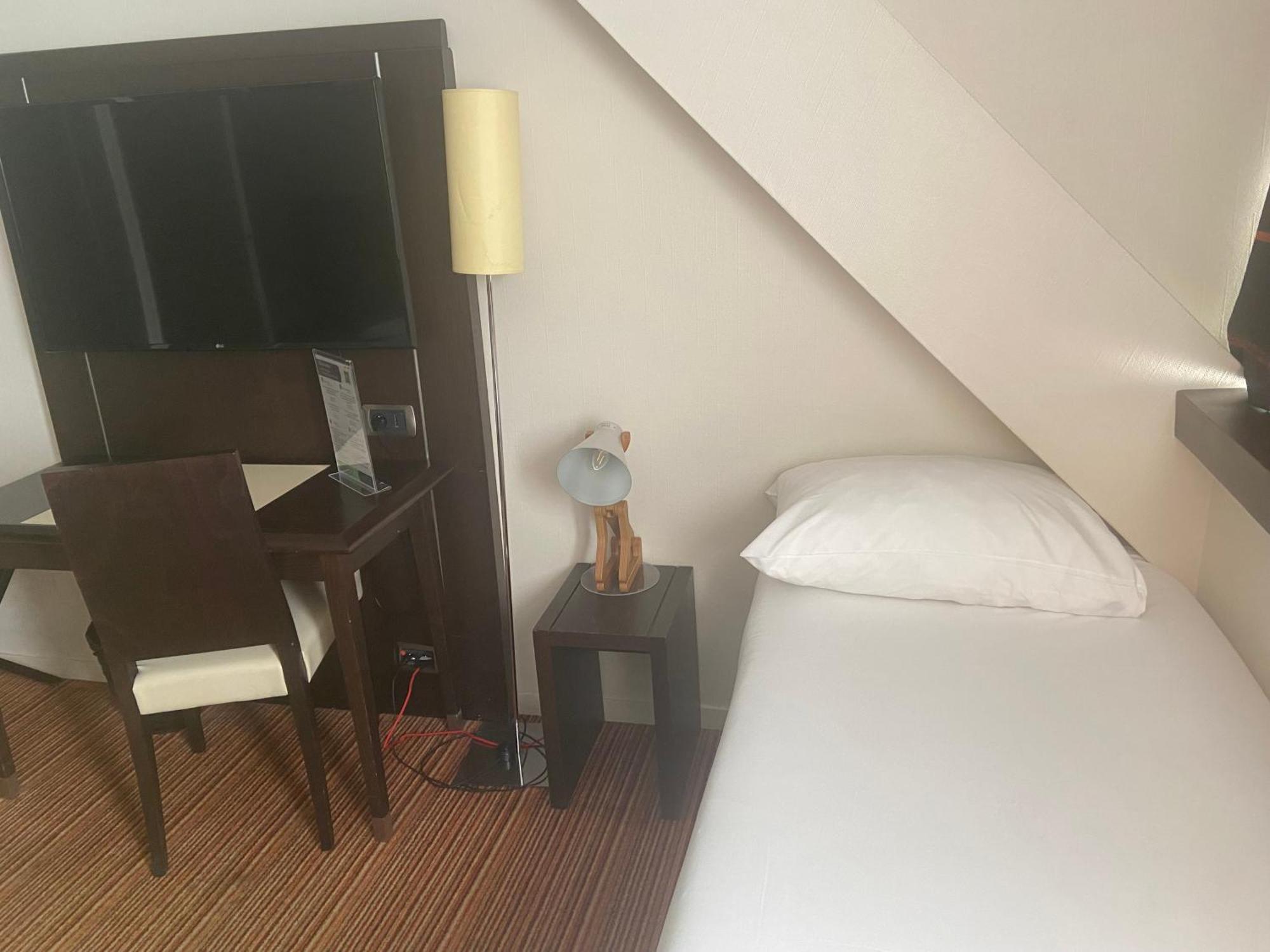 Ibis Styles Nantes Centre Place Royale Екстериор снимка