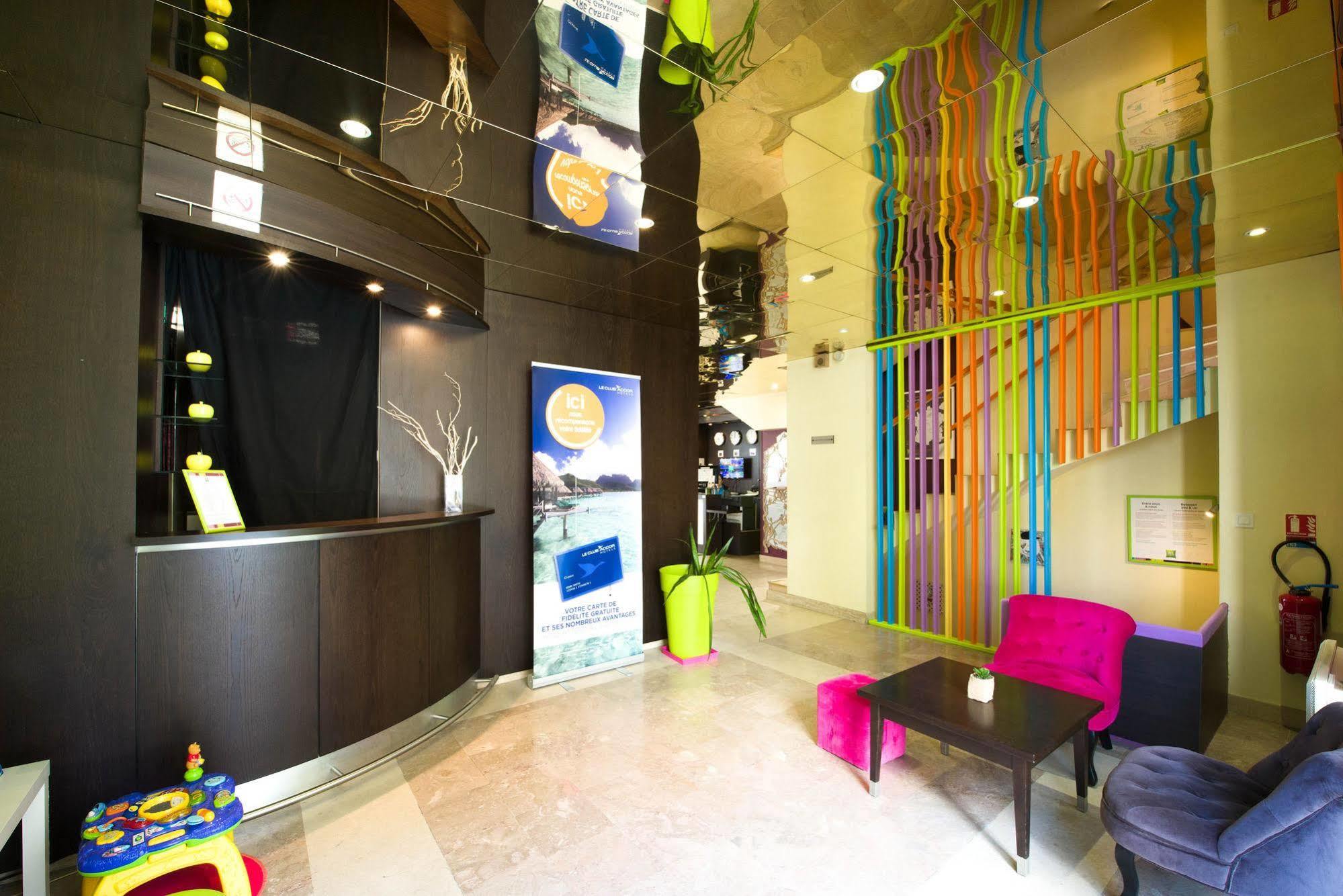 Ibis Styles Nantes Centre Place Royale Екстериор снимка